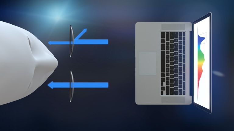 Zgornji žarek prikazuje, kako se z uporabo stekel proti modri svetlobi določen del modre svetlobe odbije od stekla in skozi stekla spusti samo tisti del, ki je potreben za ustrezno prepoznavanje barv.