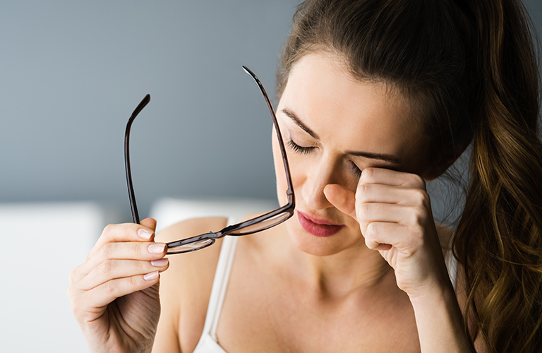 Škiljenje | Očesne bolezni | Očesna Optika Vogrič